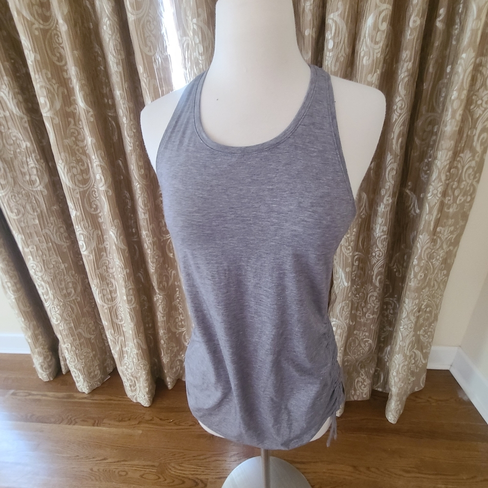 Athleta tank S